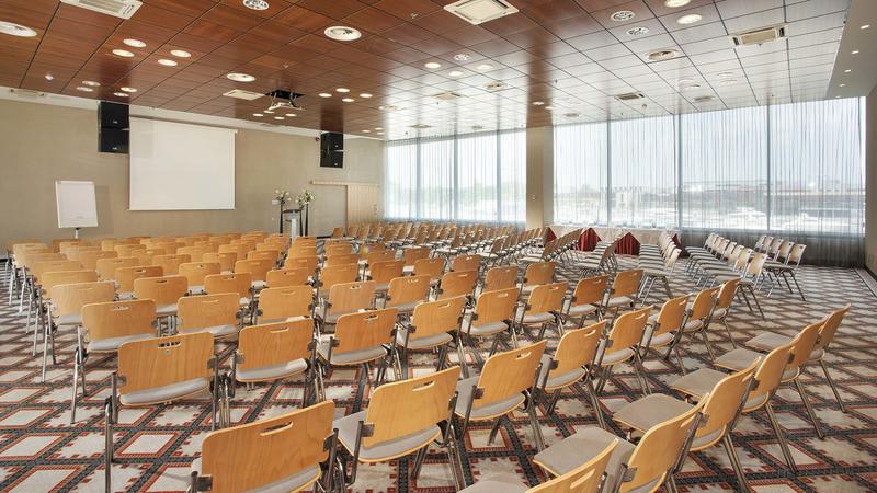 77af5d4263a350e0fc668481b78d3377c6d6ad5c