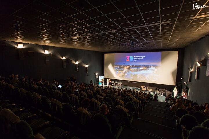 Kino Nowe Horyzonty / Sala 3 - Zdjęcia i ceny - Venuu.com