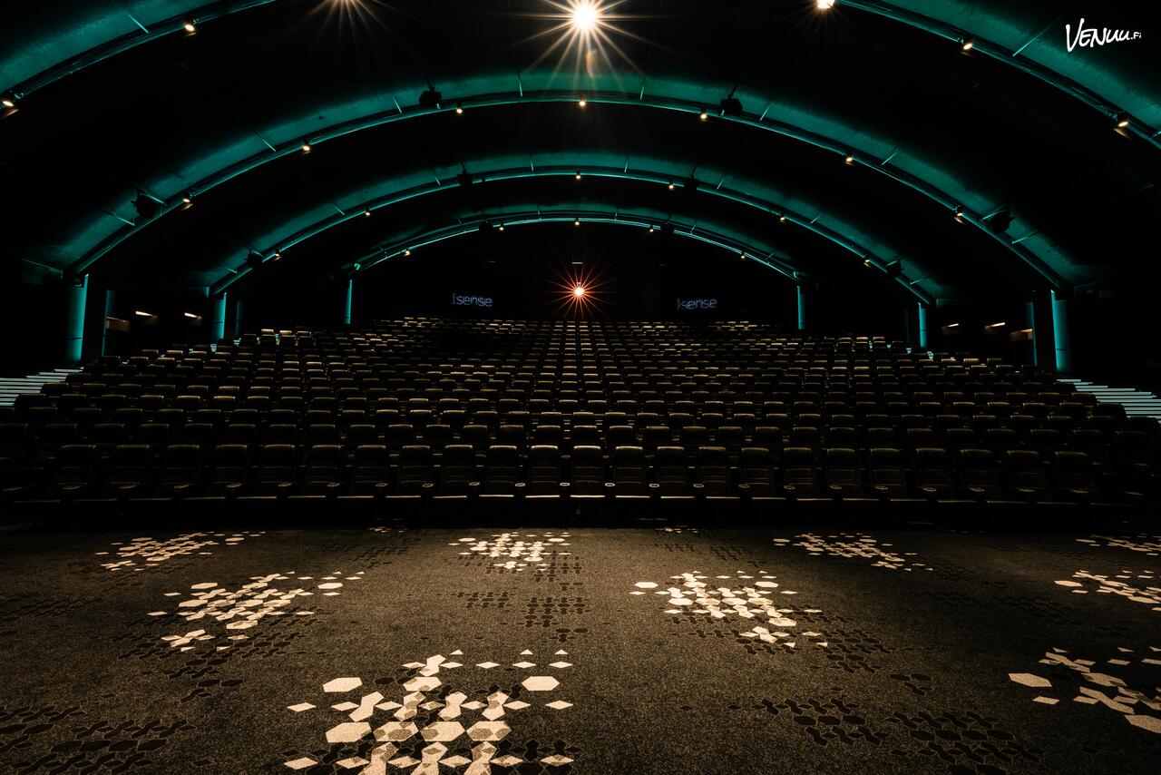 finnkino-tennispalatsi-isense-katso-kuvat-ja-varaa-venuu-fi